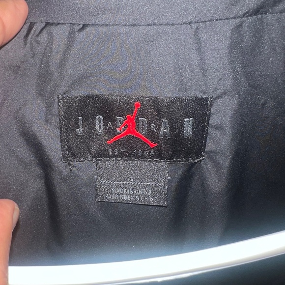 NIKE AIR JORDAN PARKA - Picture 2 of 3